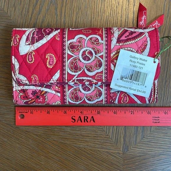 Vera Bradley Gallery Wallet - Picture 2 of 6